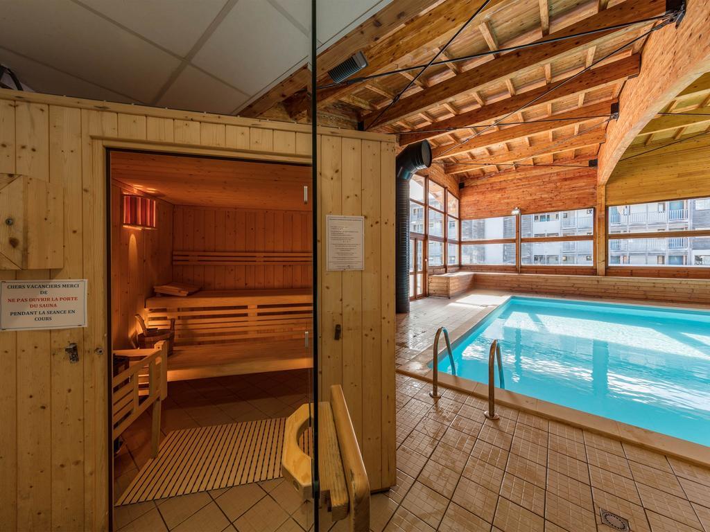Ecrin Des Neiges Aparthotel Chamrousse Bagian luar foto