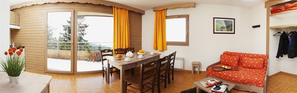 Ecrin Des Neiges Aparthotel Chamrousse Bagian luar foto